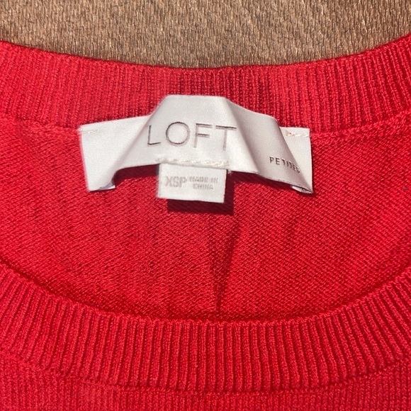 LOFT Red penguins Sweater XSP - Picture 2 of 3